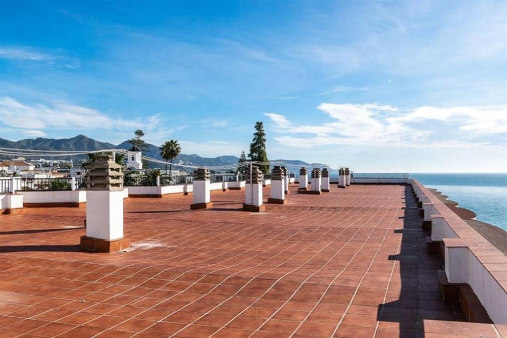 Apartamento Acapulco Playa Nerja Exterior foto