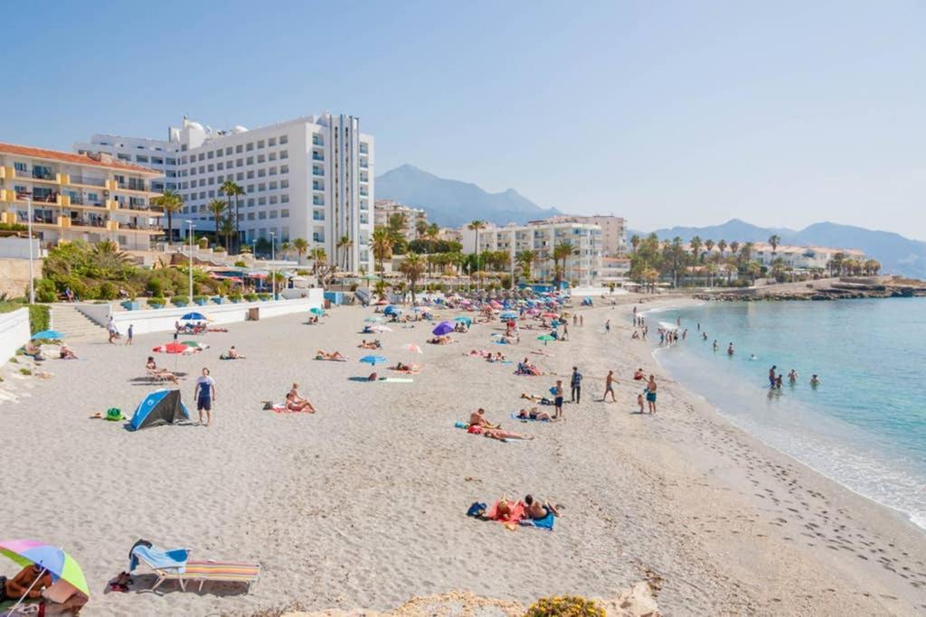 Apartamento Acapulco Playa Nerja Exterior foto
