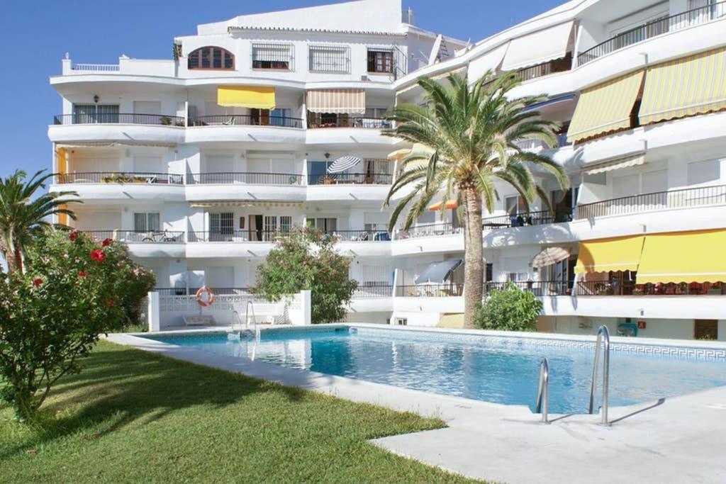 Apartamento Acapulco Playa Nerja Exterior foto