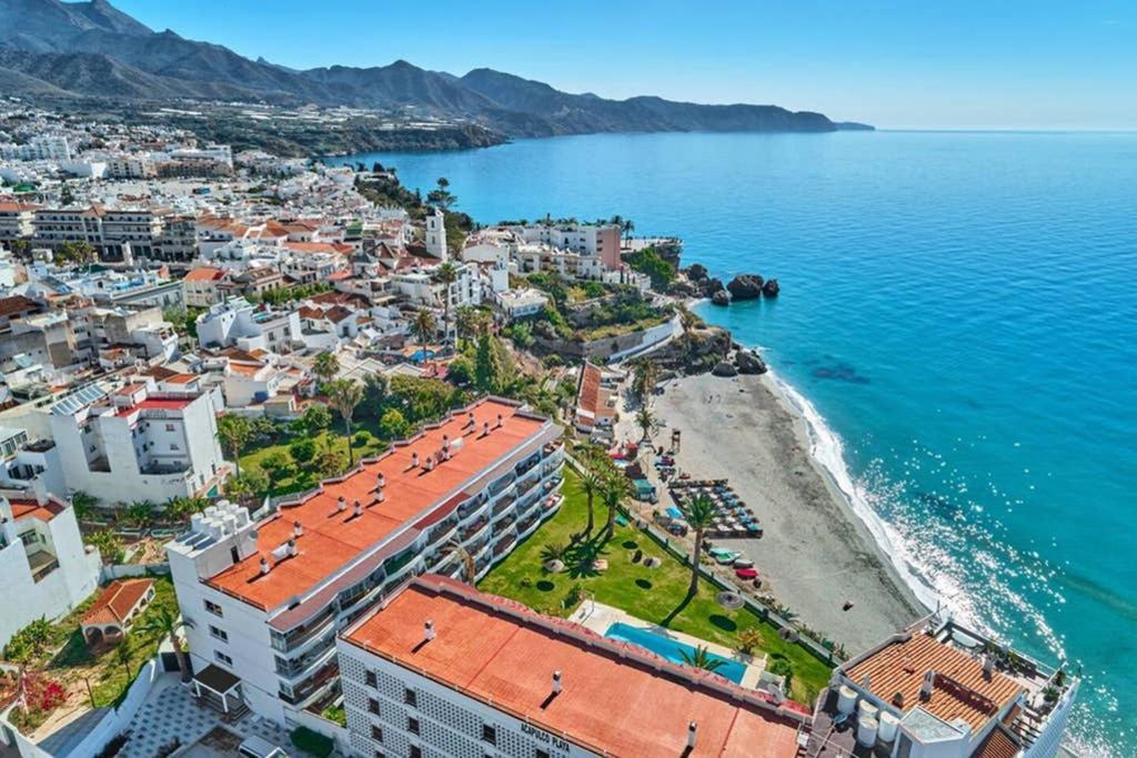 Apartamento Acapulco Playa Nerja Exterior foto